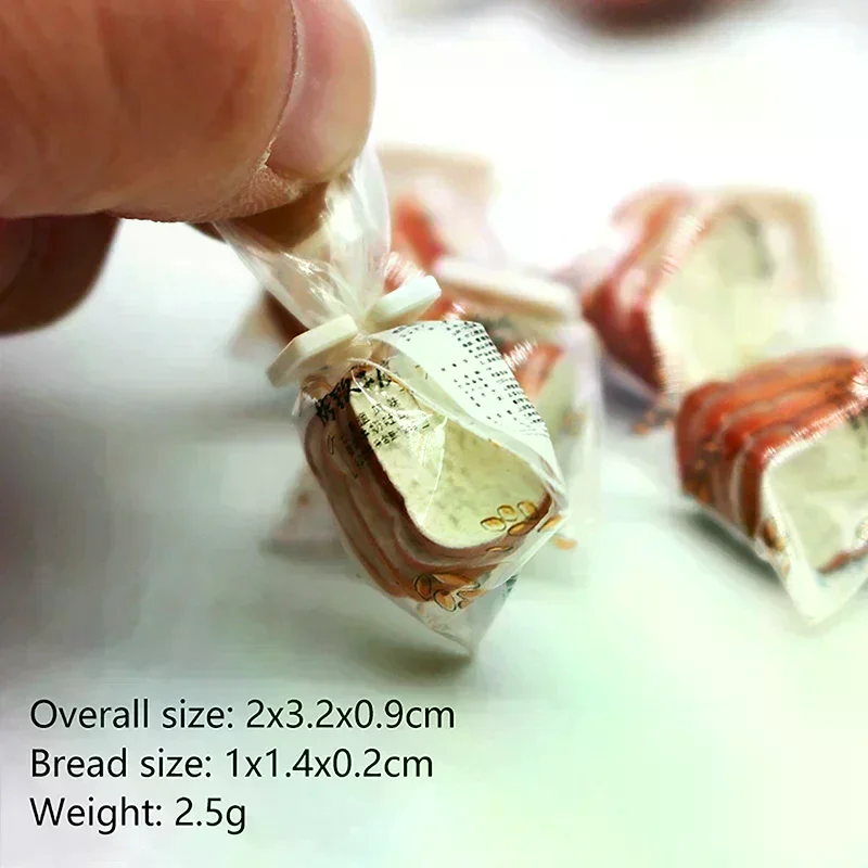/Cna/1:12 Dollhouse Miniature Bread Toast Mini Food Model Kitchen Decor Toy Doll House Accessories 1Bag
