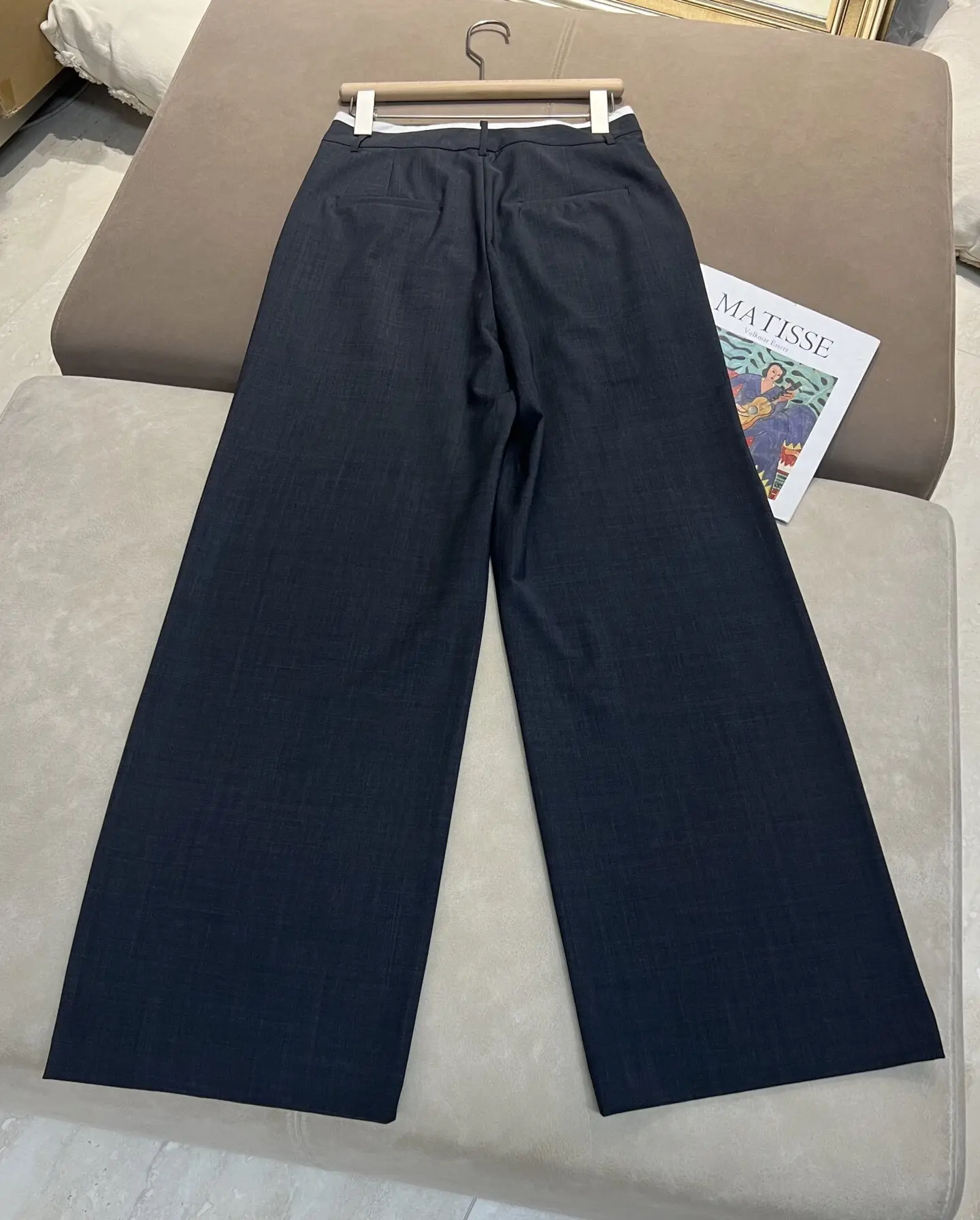 Women's Autumn Wool-Blend Straight-Leg Casual Trousers 2026