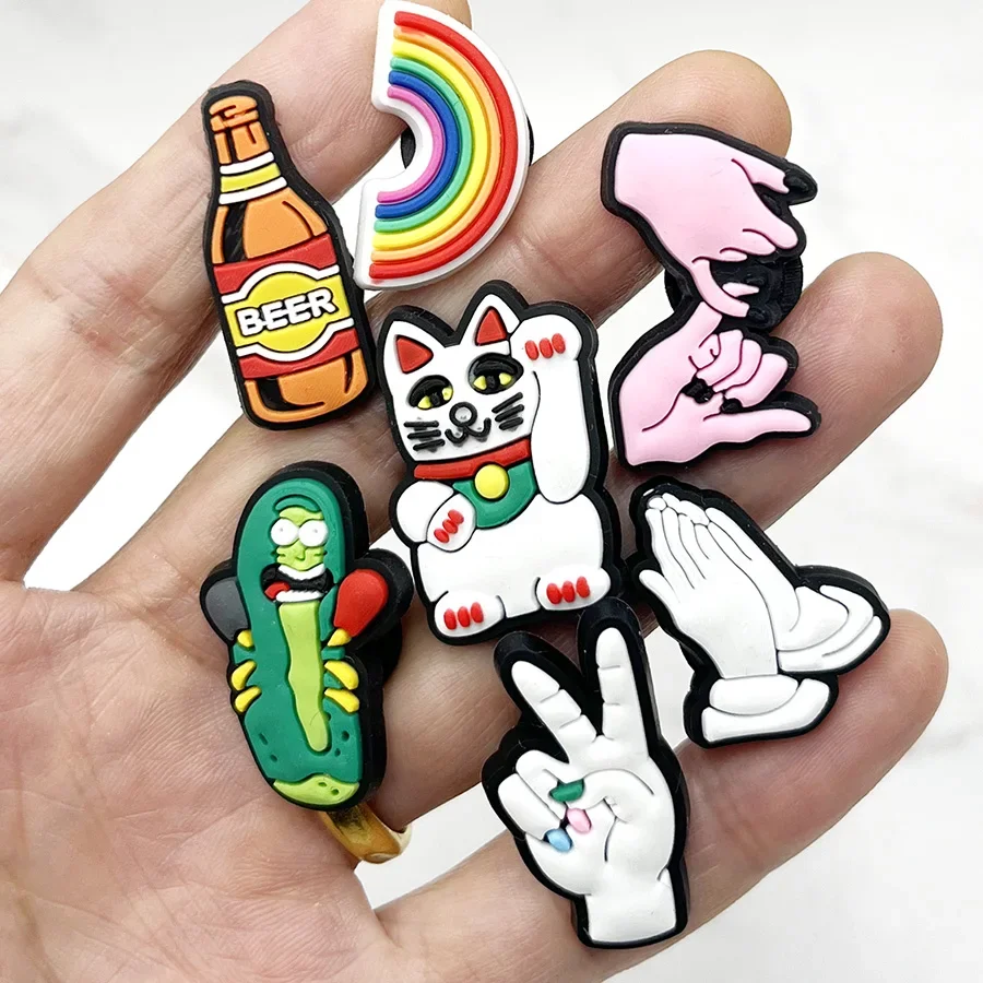 1Pcs Rainbow Cat PVC Shoe Charms Love Promise Gesture Designer Upper Decorations Accessories Clogs Pins Buckle