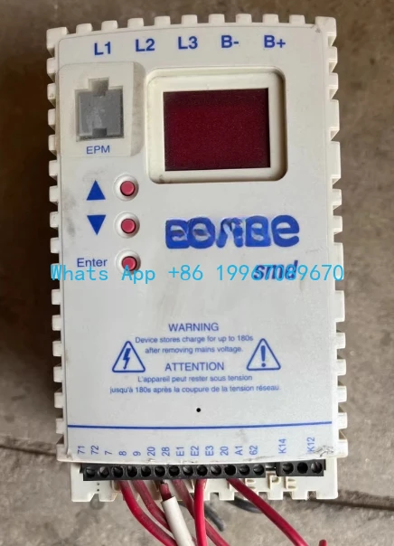 

Преобразователь частоты ESMD371L4TXA оригинально в разобранном виде и функциональный пакет хороший.