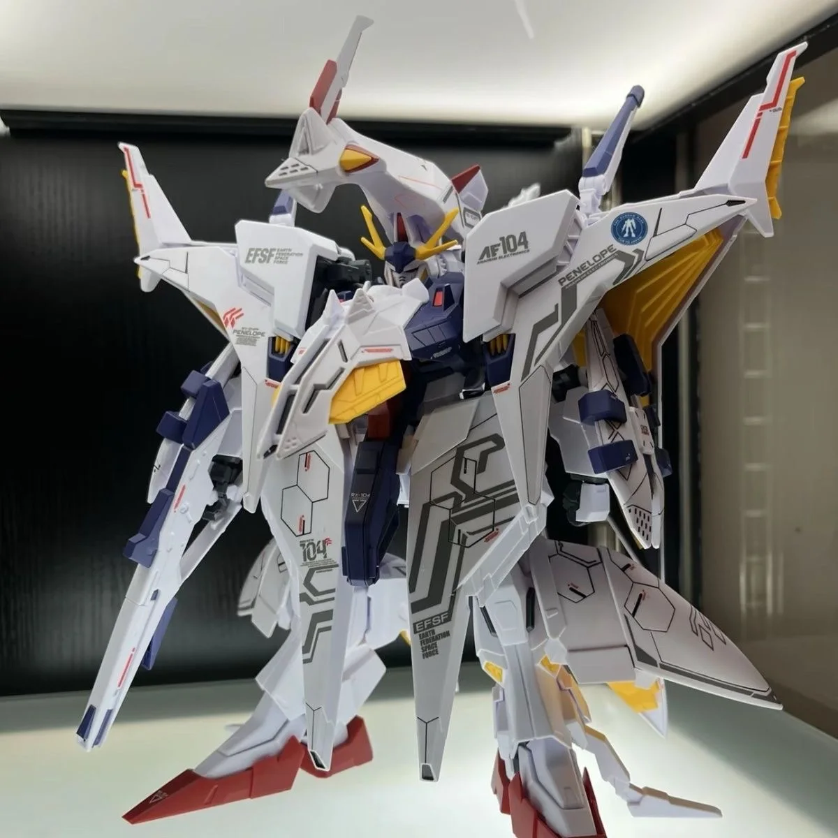 

RX-104FF Penelope 1/144 Scale Assembly Model Kit Action Figure Robot Plastic Model Collection Toy Gift for Hobbyists