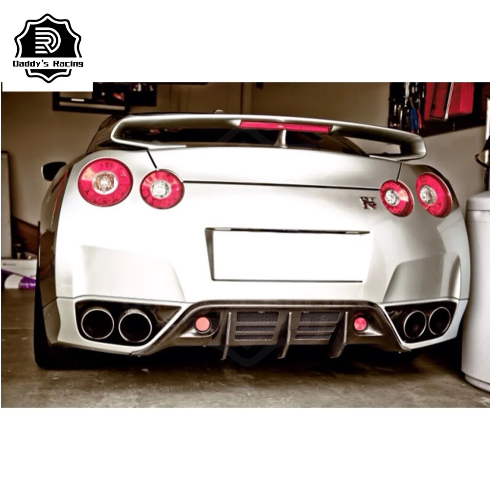 

Carbon Fiber Rear Diffuser Fit For R35 GTR WD Style 2008-2011 Rear Bumper Diffuser Lip With Reflectors