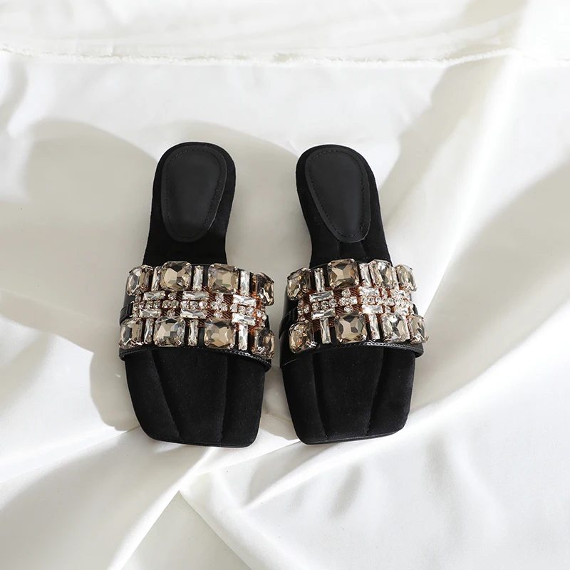 

Сексуальные женские сандалии со стразами, шлепанцы на низком каблуке с открытым носком, блестящие вечерние платья, офисная женская обувь