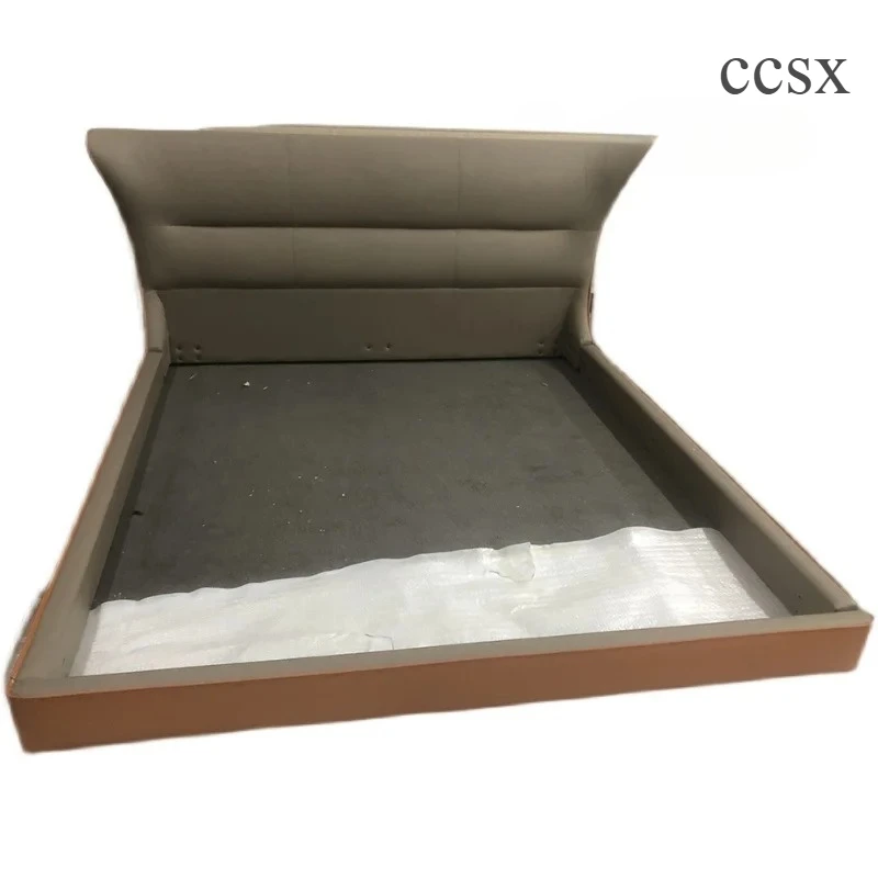 modern light luxury minimalist master bedroom bed leather bed high-end five-star Marriott Intercontinental