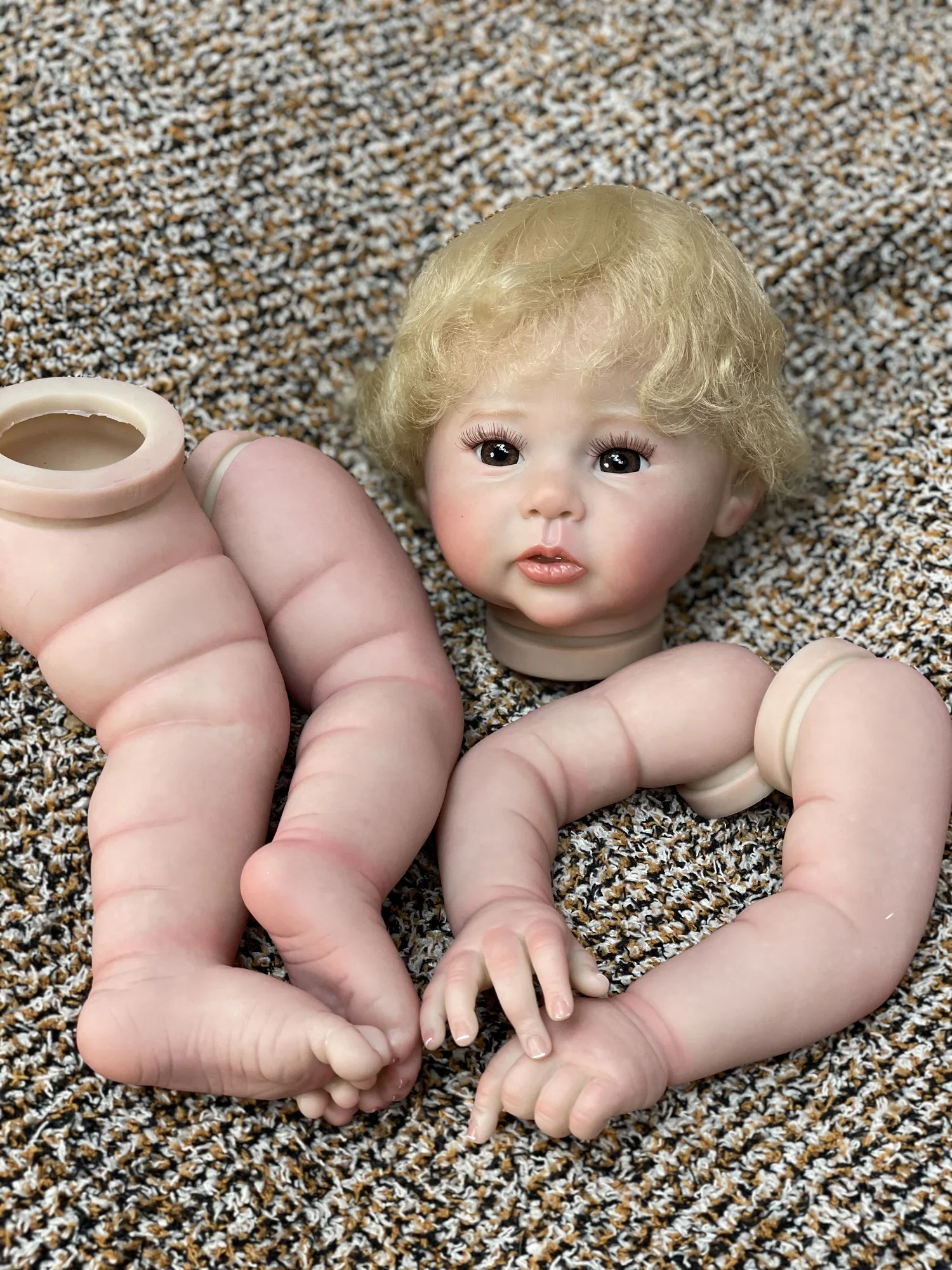 Kit de muñecas Reborn con ojos abiertos, 18-20 pulgadas, pelo enraizado, sin montar, piel pintada, venas visibles, hecho a mano