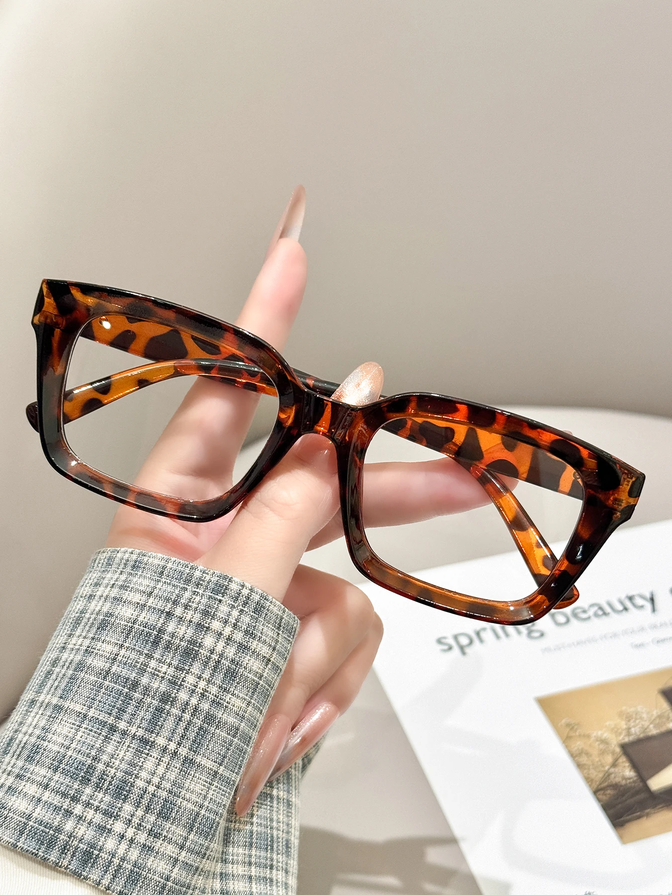 1pc leopard pattern frame men's and women's fashion glasses of the same style, daily styling and decoration items are all-match
