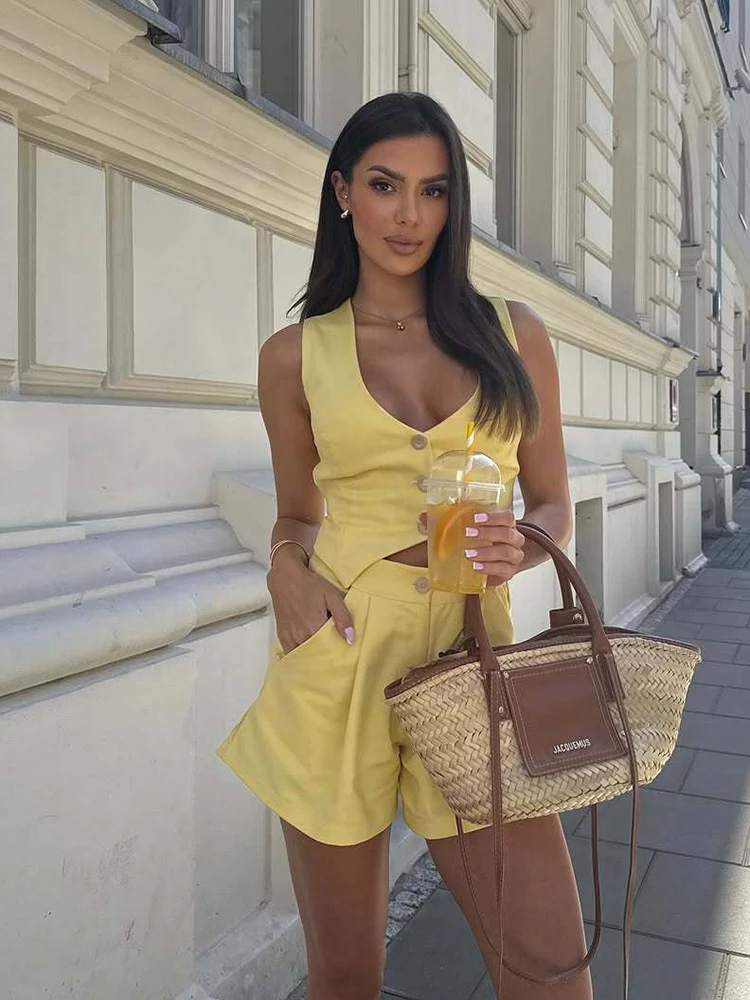 

Spring Autumn Vest Shorts Suit Women VNeck Sleeveless Single-breasted Vest+high Waist Loose Wide Leg Shorts Female Two Piece Set