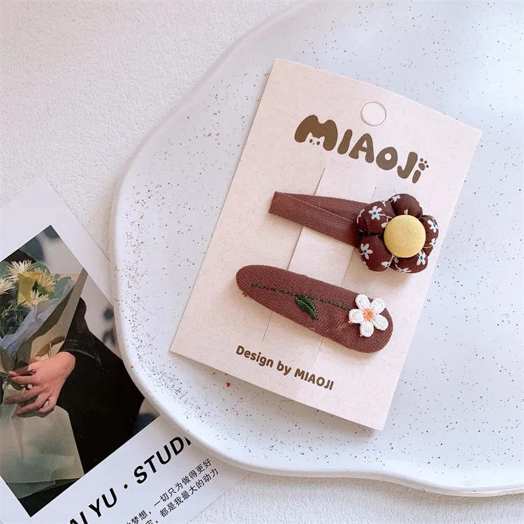 

Банты для волос для малышей, заколки для волос из бежевой ткани, заколки для волос с цветочной вышивкой для маленьких девочек, милые заколки для волос, аксессуары для младенцев