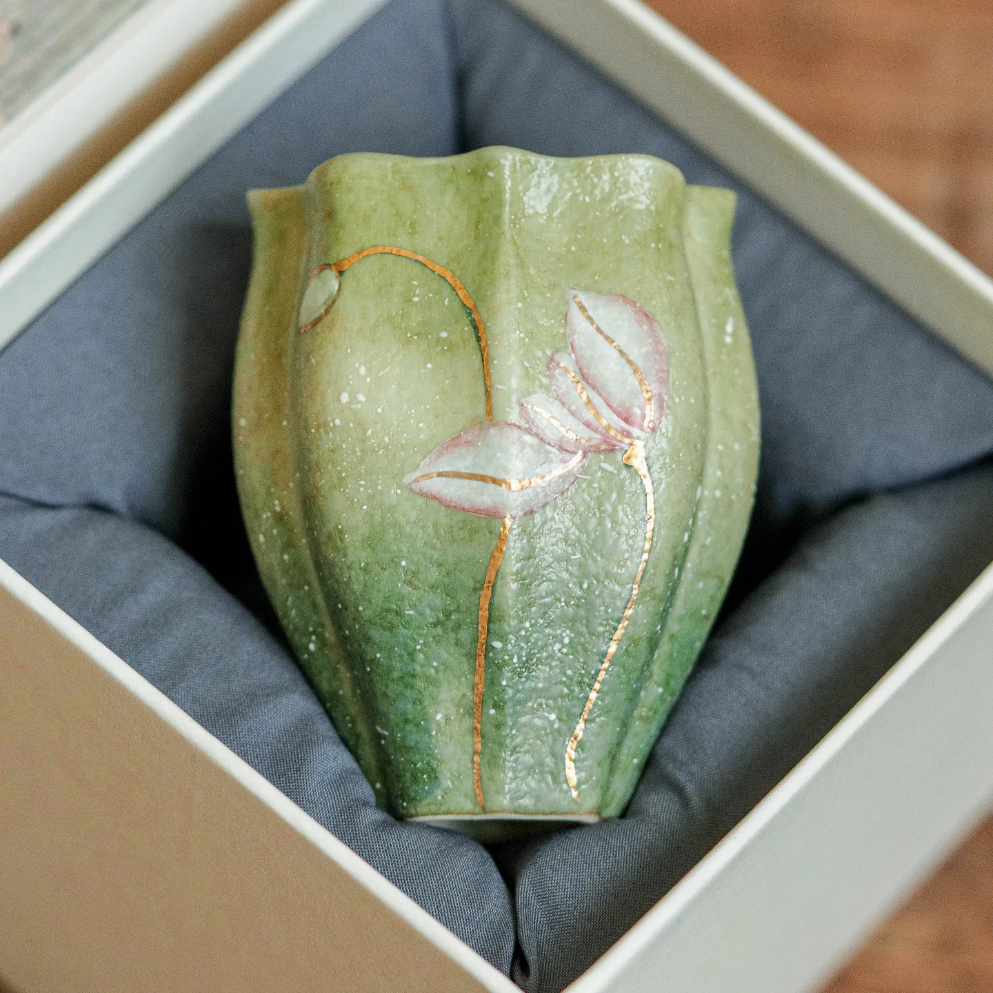 Leaf Green Flint Red Glaze Ceramic Master Tea Cup Personal Tasting Cup for Gongfu Tea Ceremony Home Office Gift
