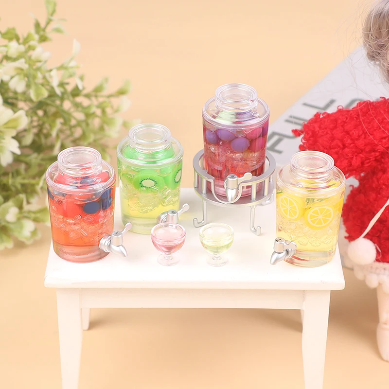 1：12 Doll House Decoration Mini Fruit Bucket Self-Service Beverage Juice Bucket Model Miniature Scene Decor Shooting Scene Props