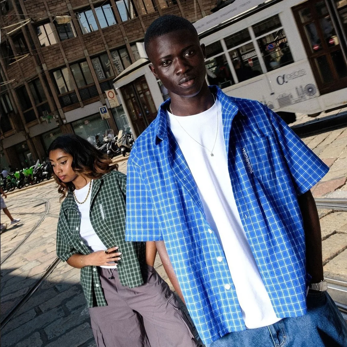 

Mertra Men's New Summer Drop-Shoulder Short-Sleeve Shirt with Small Check Pattern, Lightweight Jacket, Loose-Fit Casual Top