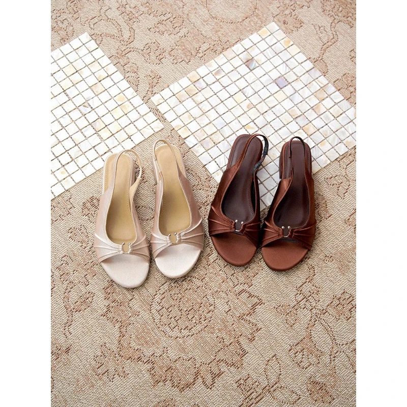 Damen Seidensatin-Sandalen im französischen Vintage-Stil mit offener Spitze, Frühjahr/Sommer 2026 Neuheit, elegante High Heels mit dickem Absatz