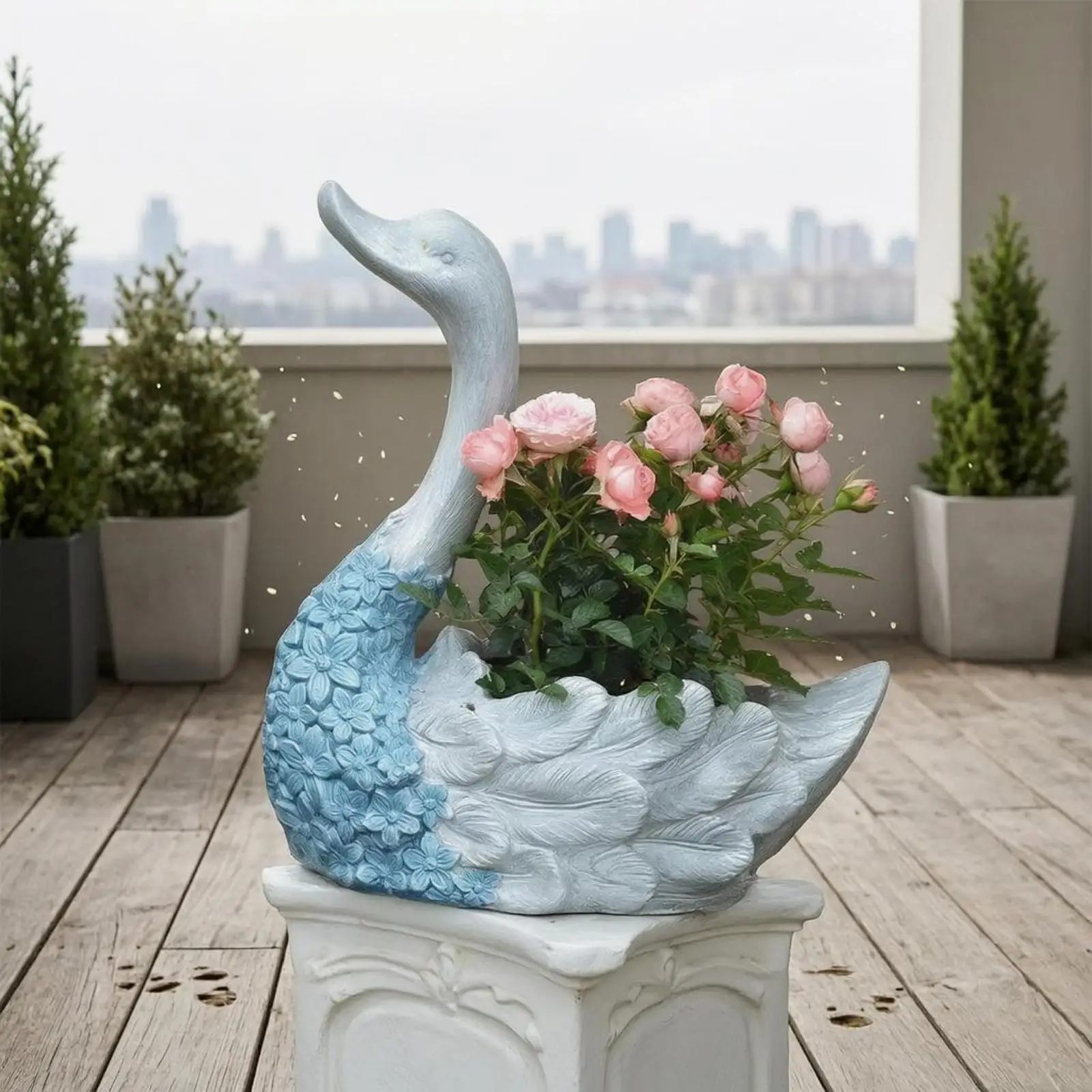 Swan-Shaped Planter Carved Feather Texture Swan Planter Weathered Finish Decorative Flower Container for Garden, Patio