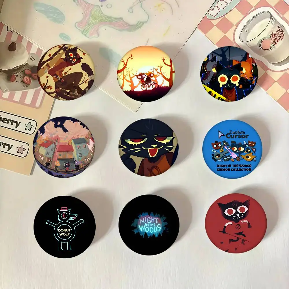 Game Night In The Woods Runde Abzeichen Kreative Brosche Kleidung Rucksack Zubehör Anstecknadel