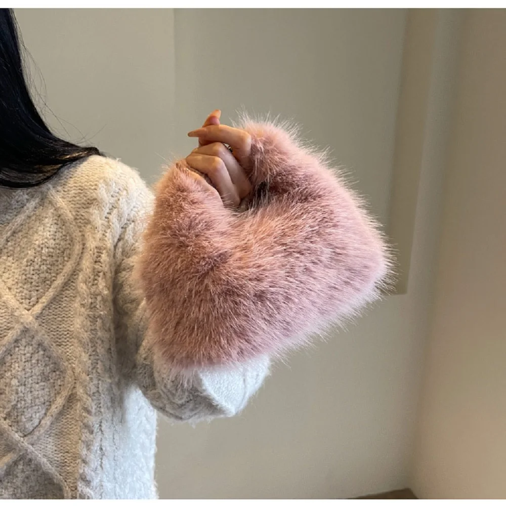 크로스백 여성 가방 2023 New Winter Trend Solid Color Plush Warm Fluffy Crossbody Bag Imitation Fox Hair Shoulder Bag Designer Handbag