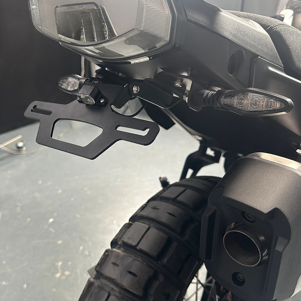 Motorcycle Hidden License Plate Holder Tail Tidy Fend er Eliminator With LED Light For CFM OTO 450MT IBEX 450 800MT-X 2024-2025