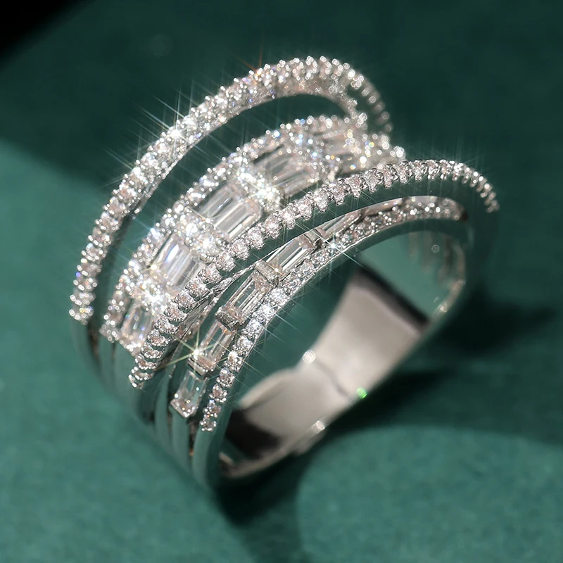 Exquisiter silberfarbener, mit weißen CZ-Steinen eingelegter Damenring, geometrisch, hohl, für den täglichen Gebrauch, Partyschmuck – Detail 3