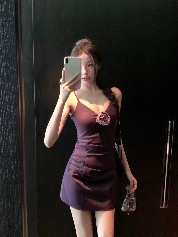 

Лето 2025: Новинка! Винтажное женственное платье с 3D-цветами, без бретелек, дизайнерская сенсация, модное, с завышенной талией, короткое, облегающее.