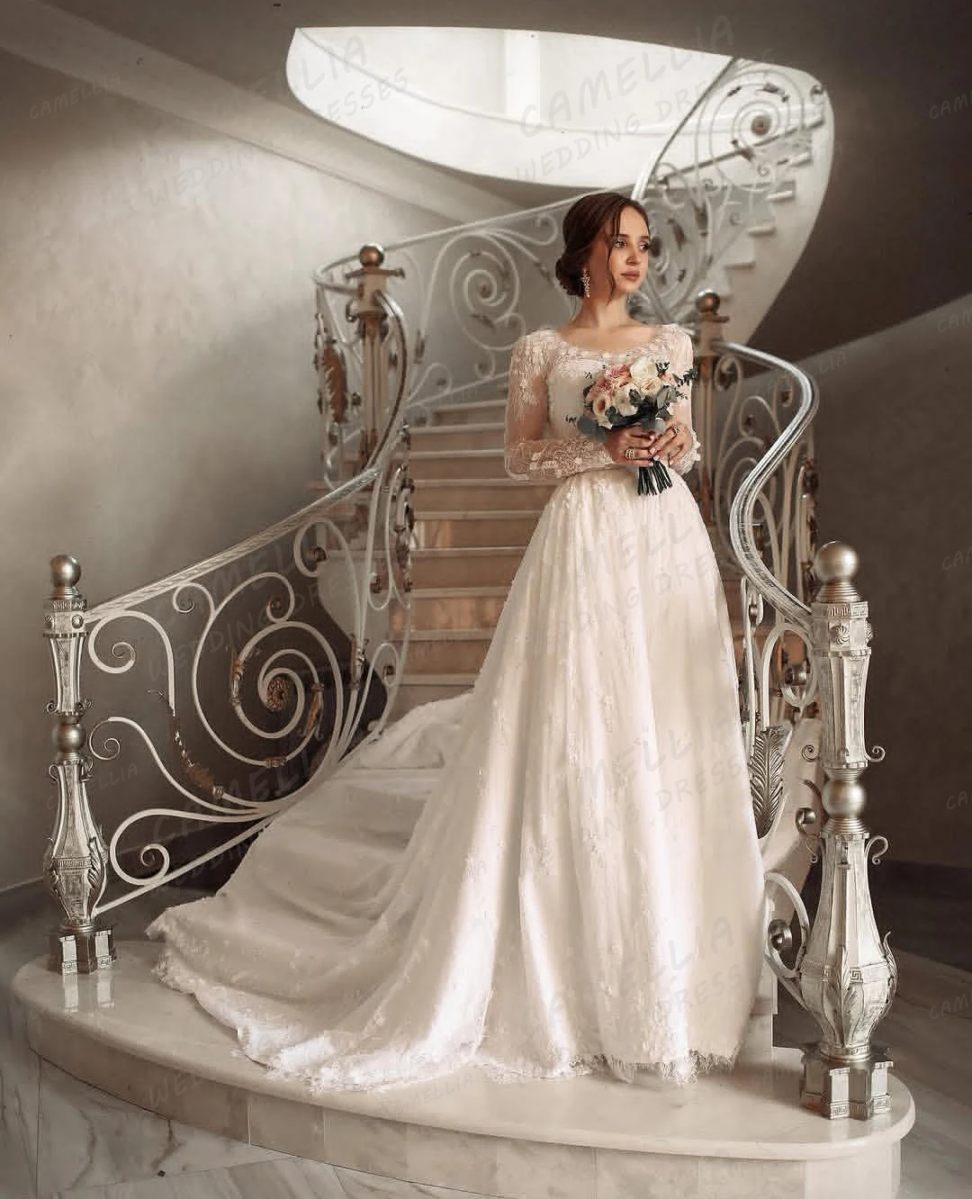 Classic Appliques Wedding Dresses Women's Elegant A Line Bridal Gowns Appliques Long Sleeve Vestidos De Novia Customized Gala