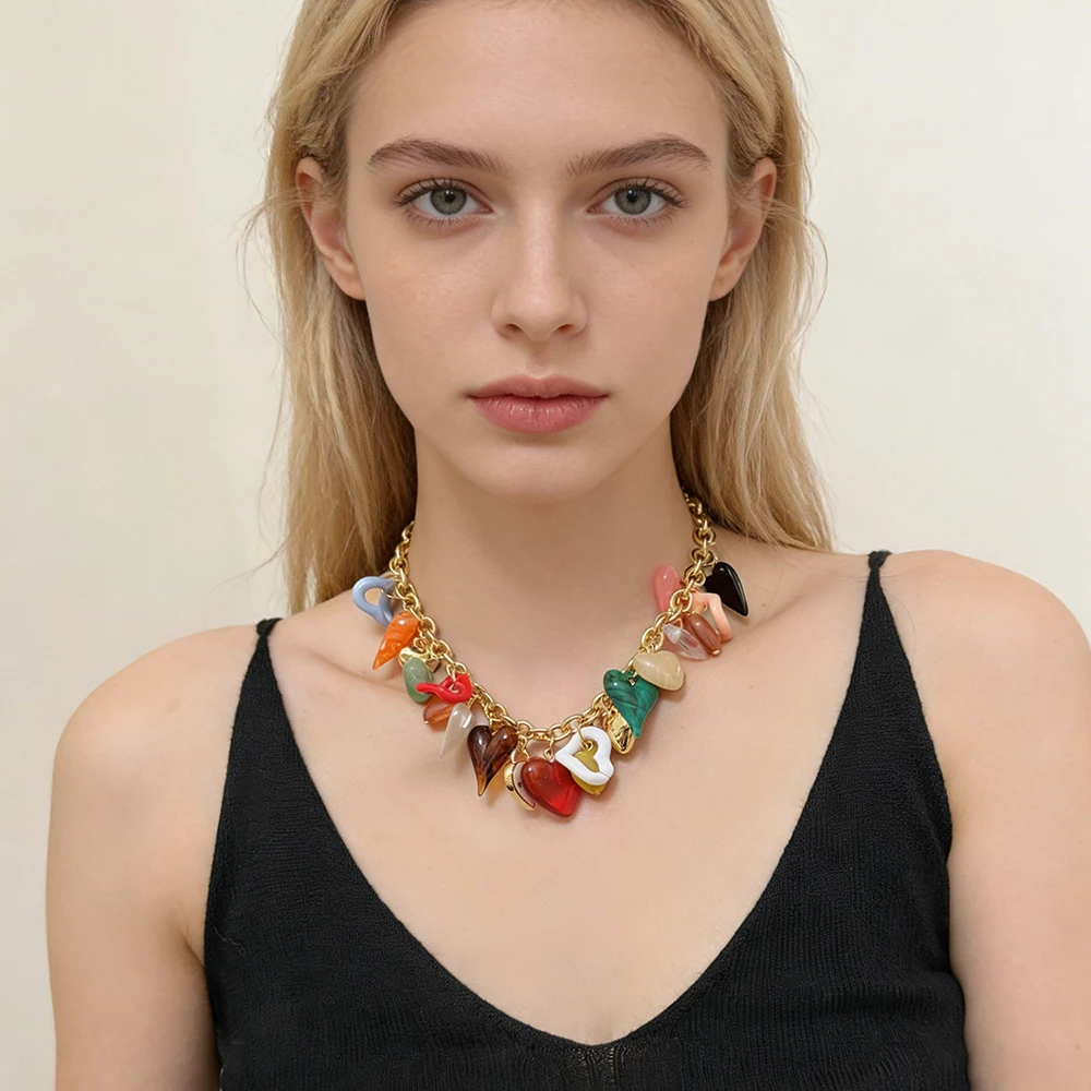 Fashion Vacation-Style Colorful Resin Heart-Shaped Pendant Necklace Women Individual Necklace Trendy Jewelry Accessory