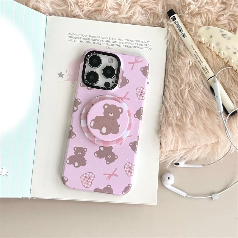 เคสโทรศัพท์แม่เหล็กน่ารักลายหมีเกาหลี สำหรับ iPhone 17 Pro 15 16 14 Pro Max พร้อมที่จับ สำหรับเคส Magsafe ลายการ์ตูน