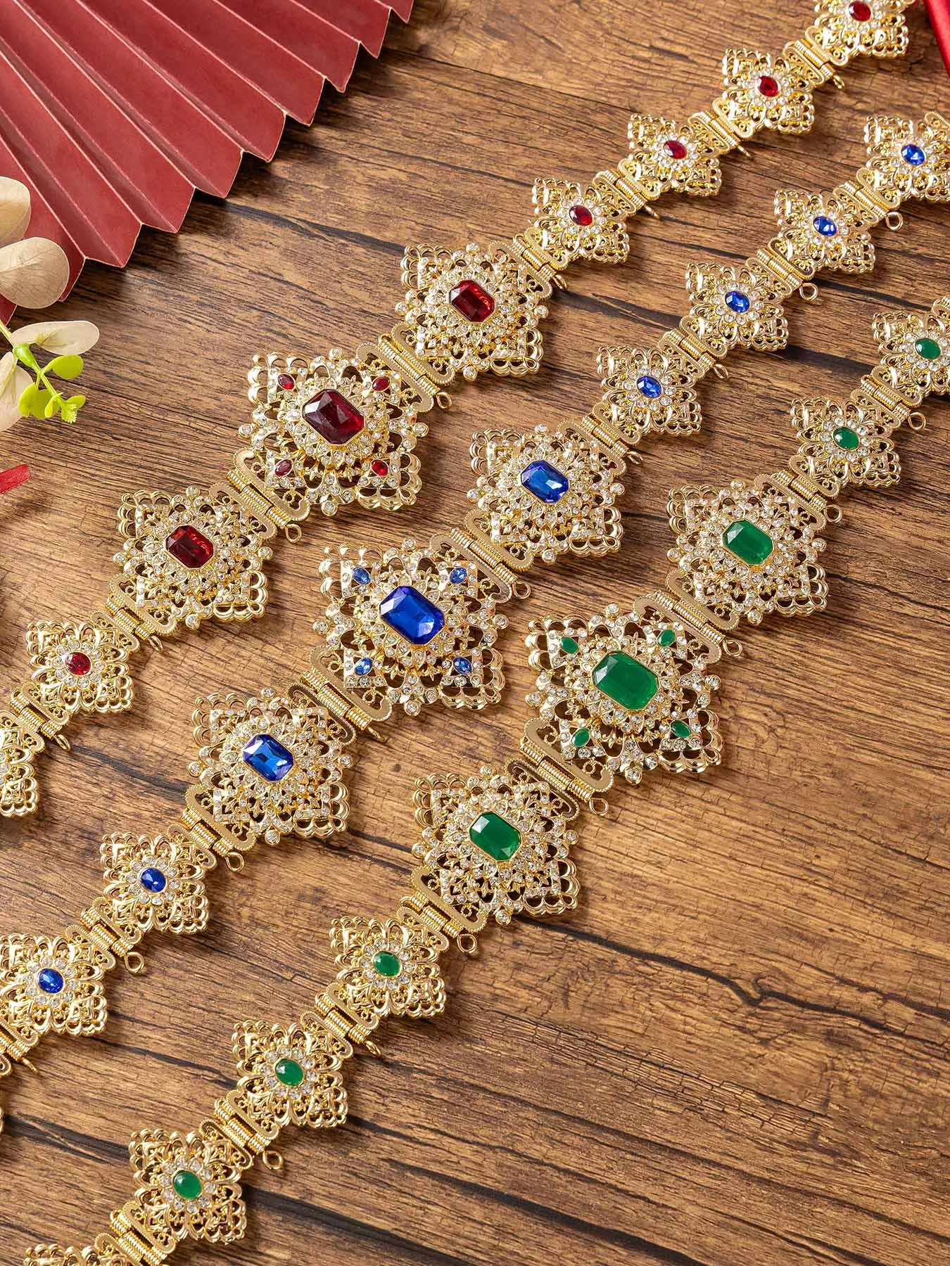 Luxury Gold Plated Belt with Hollow Carved Synthetic Gem Design Arab Bride Waist Chain Jewelry Accessory