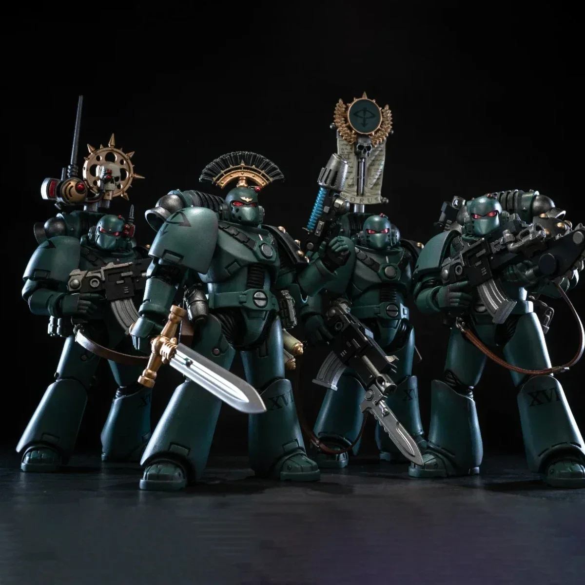 1/18 JOYTOY Warhammer Horus Heresy Sons of Horus MKVI ยุทธวิธี Squad Action Figure Dreadnought อะนิเมะรุ่น Joint Movable ของเล่น