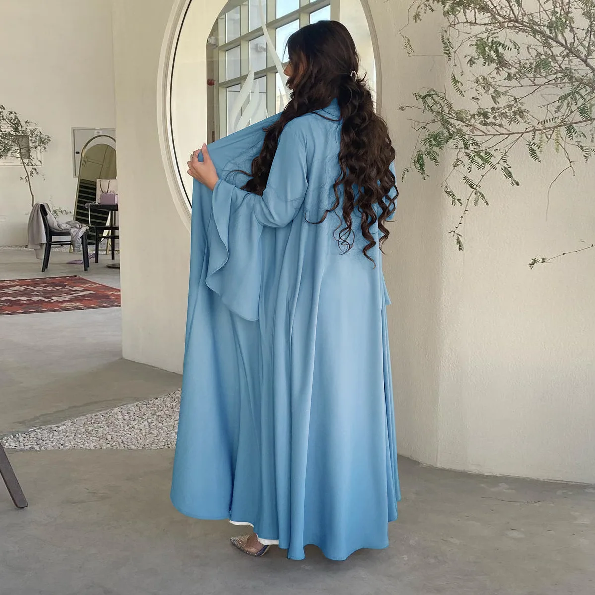 Nouveauté Oem arabe turquie moyen-orient Design élégant couleur unie femmes Cardigan musulman Abaya Robe islamique avec Robe intérieure