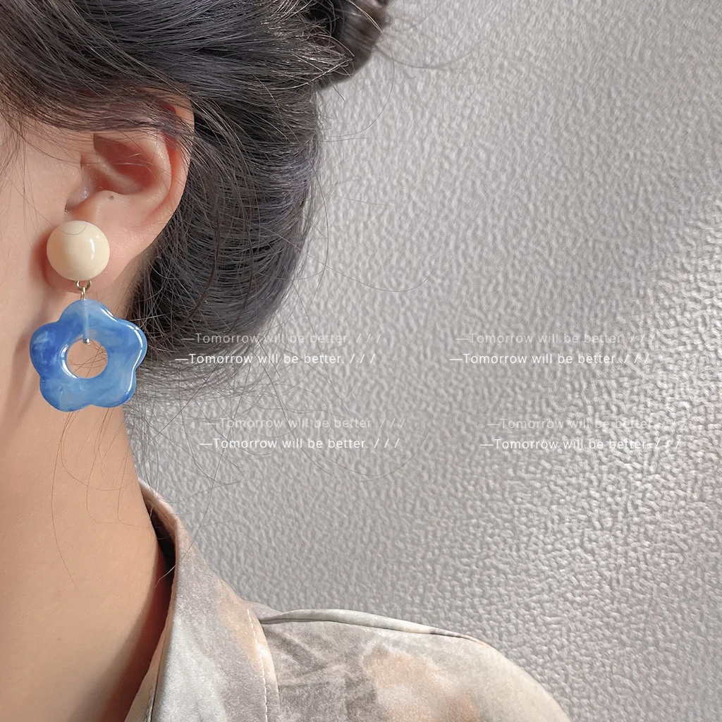 أقراط زرقاء أنيقة من الراتنج للبيع بالجملة مصنوعة يدويًا من الفضة عيار 925 مجوهرات متدلية أنيقة 2025 ساخنة #2