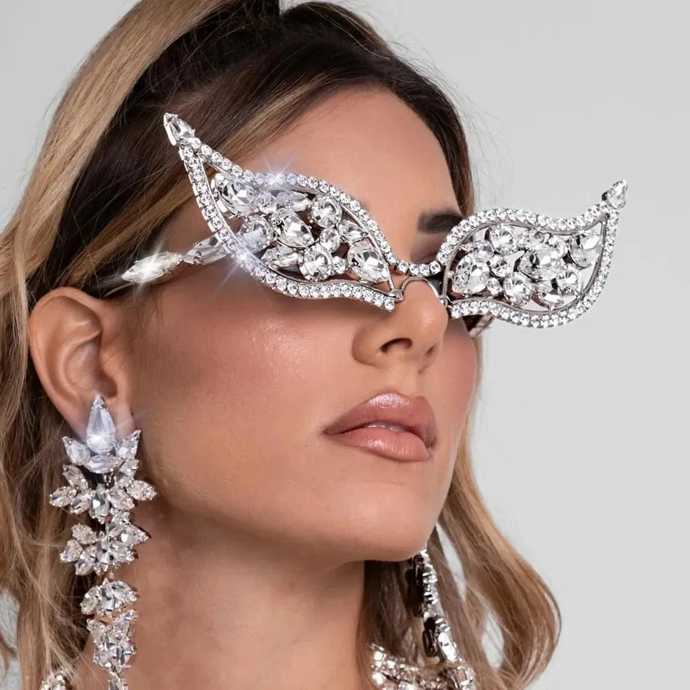 Ins Crystal Geometric Sunglasses Women Rhinestone Bling Lightweight Metal Frame Fashion Eyewear Bridal Wedding Party Gift