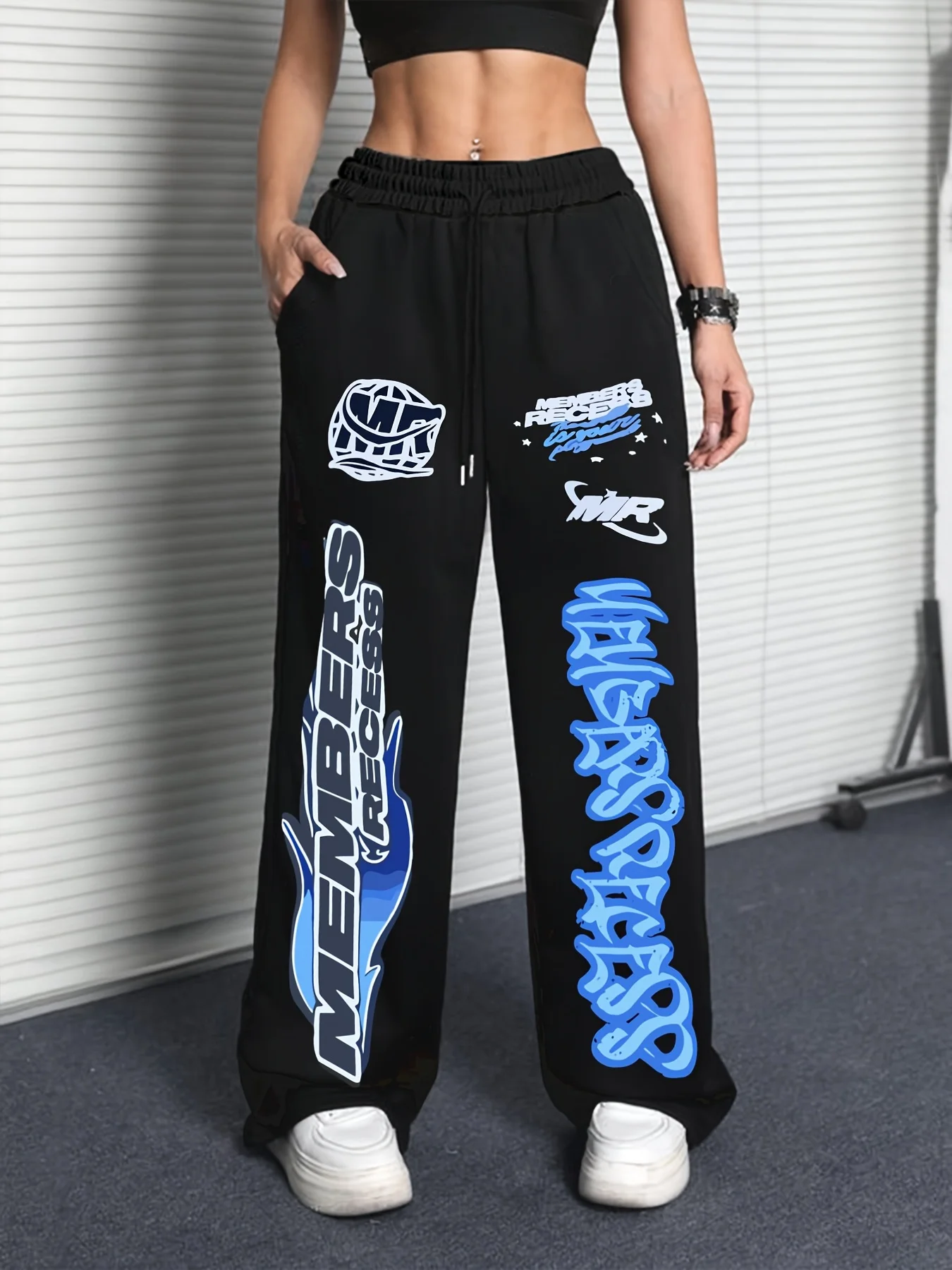 

Casual Street-style Sportswear Pants, Geometric Letter Prints, Elastic Belt with Drawstring Autumn and Winter Sportswear Pants