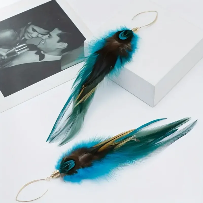 Chic Boho-Style Feather Dangle Earrings Zinc Alloy - Perfect Gift for Stylish Occasions & Memorial Souvenirs