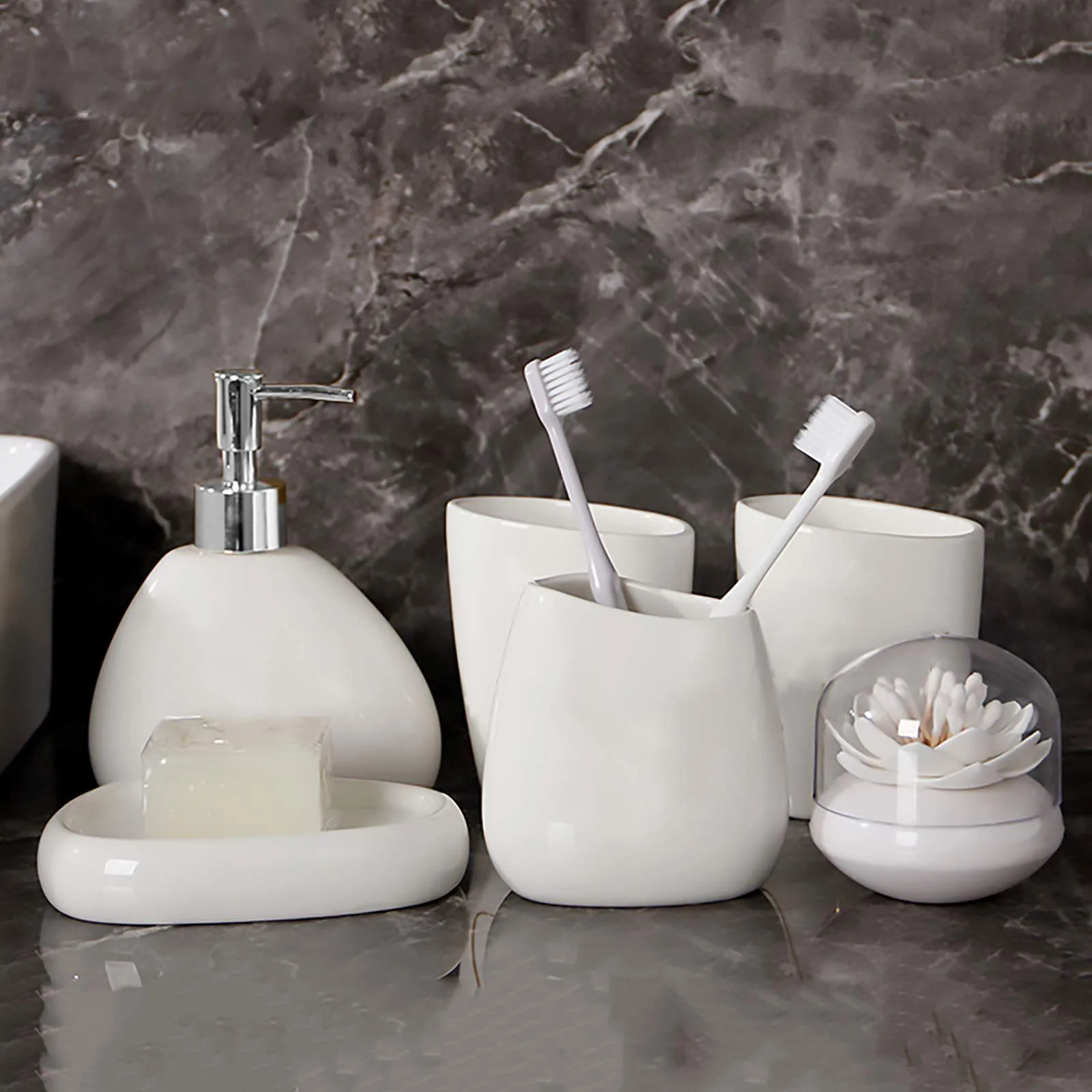 Ceramic Bathroom Accessory Set Luxury Bathroom Vanity Countertop Set Soap Dispenser Toothbrush Holder Soap Dish Bathroom Supply