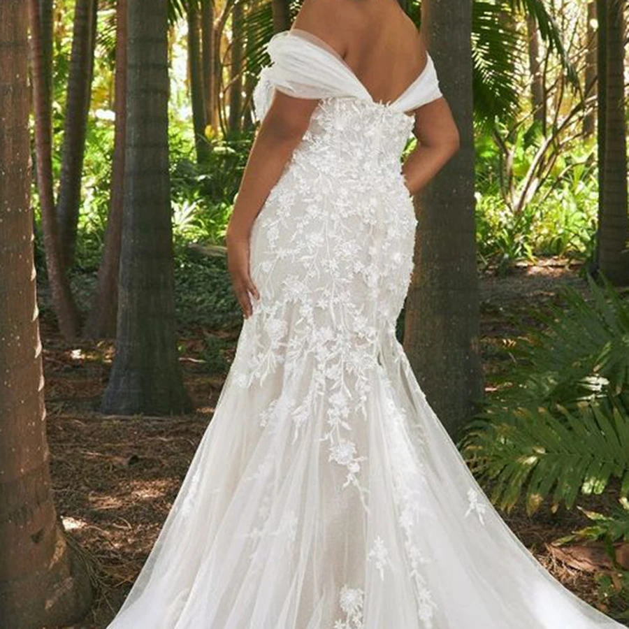 Abito da sposa con spalle scoperte Applique in pizzo Manica corta Lunghezza pavimento Abiti da sposa sexy a-line da spiaggia con strascico di corte 2025 Tulle