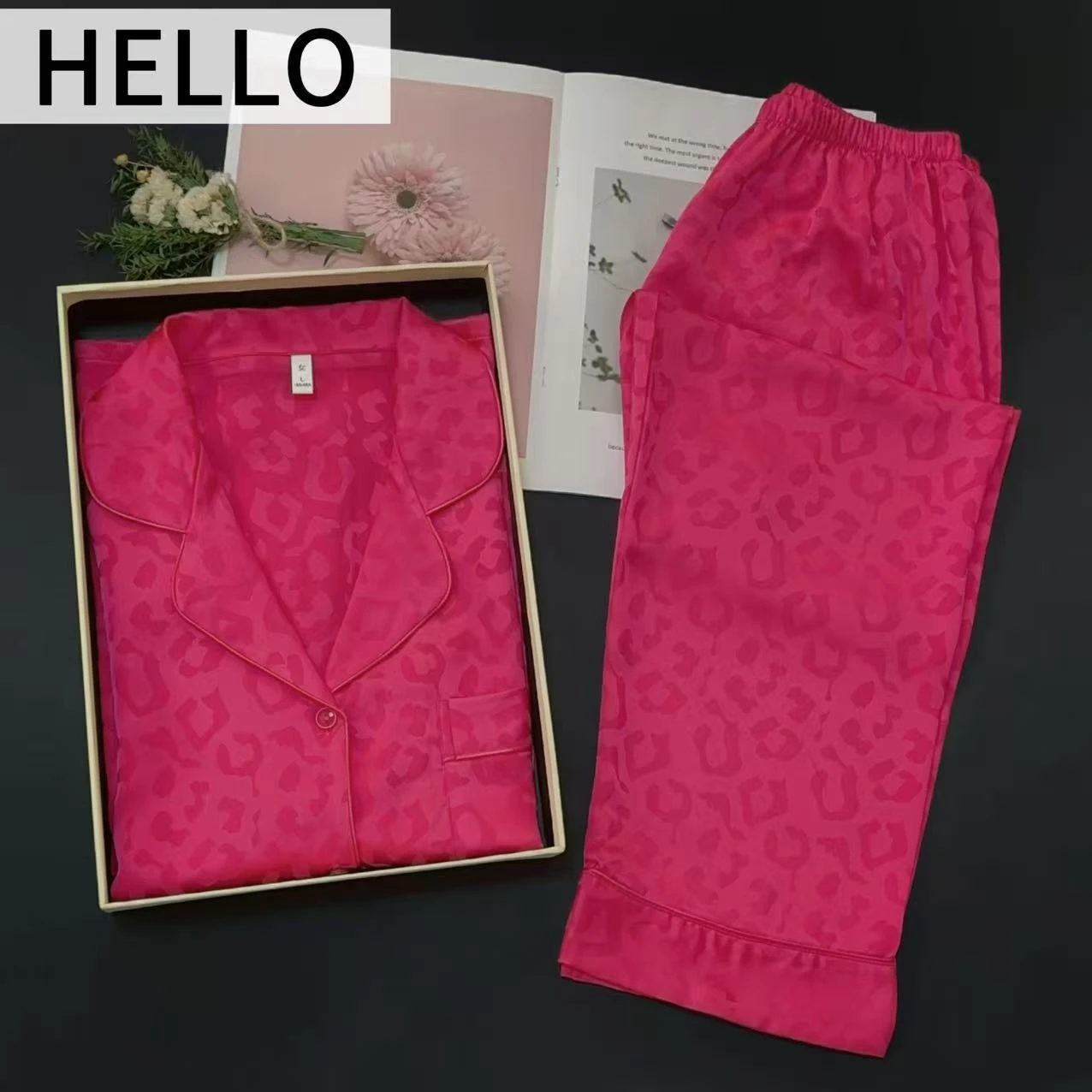 

Роскошный шелковистый атласный пижамный комплект для женщин: элегантная домашняя одежда с леопардовым принтом, 2 предмета, с отложным воротником, длинными рукавами и брюками