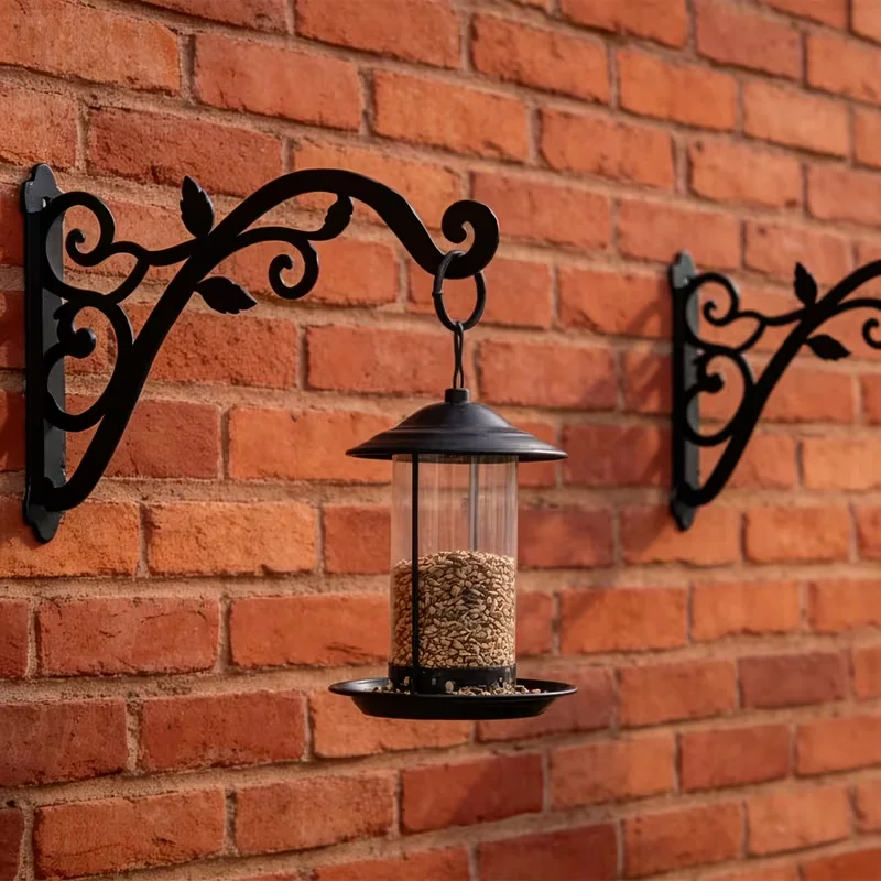 2D Flat 2PC Black Iron Swirl Vine Leaf Pattern Hooks for Outdoor Garden Decoration Wind Chimes Hanging Decorative Iron Hooks