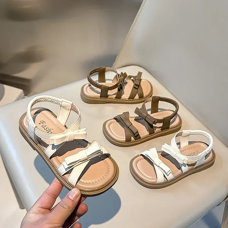 Mädchen Sandalen Sommer Neue Kausalen Hohl-out Kleine Schleife Mode Prinzessin Kinder Schuhe Trendy Baby Mode Sandalen für Hochzeit party