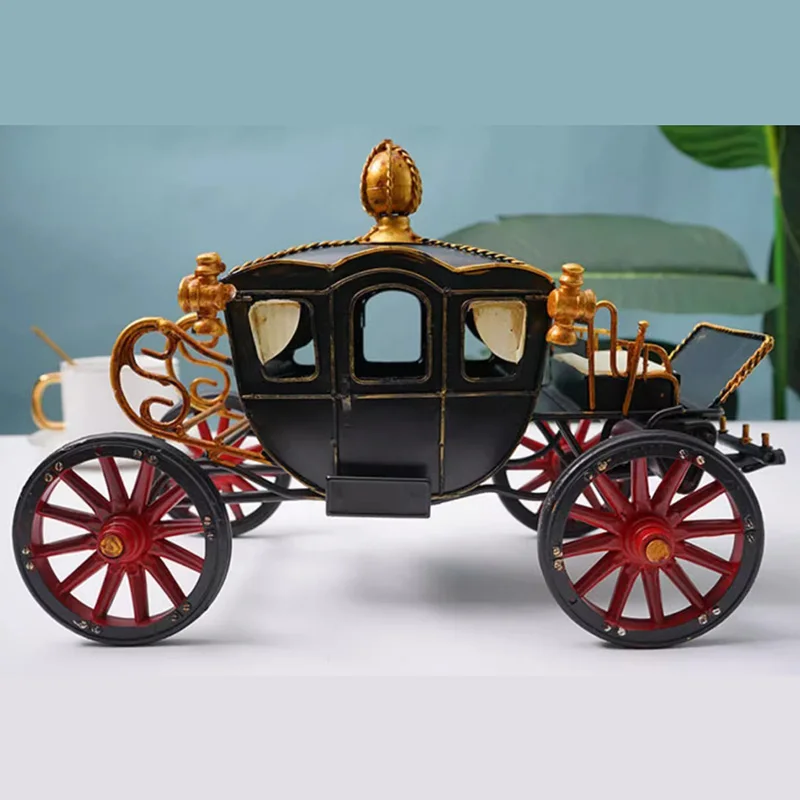 

Retro pumpkin carriage, nostalgic objects, ornaments, decorative models