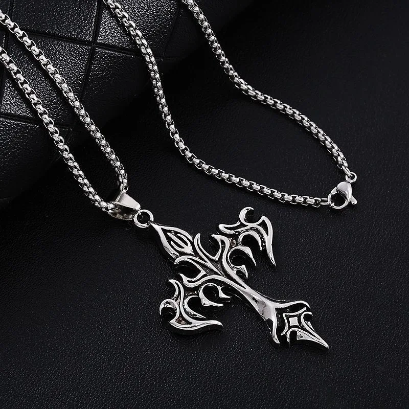 1PCS Punk Necklace Flame Retro Cross Pendant Necklace For Men Simple Necklace Type Fashion Jewelry Accessory