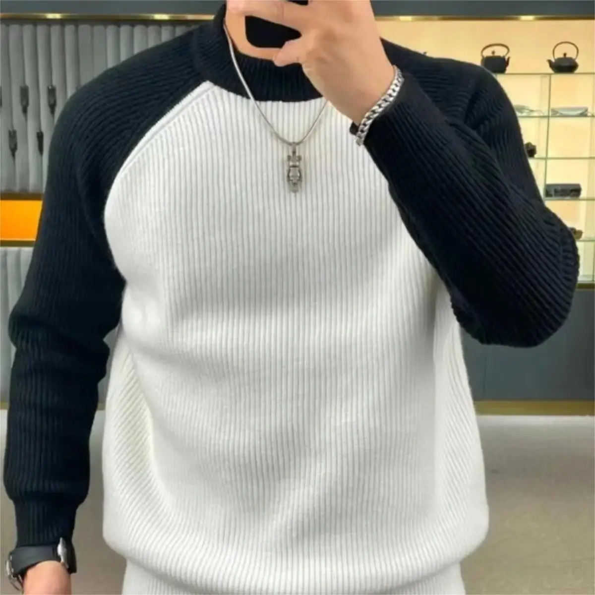 Maglione pullover a blocchi di colore caldo alla moda autunno e inverno, maglione base da uomo europeo e americano ampio e casual