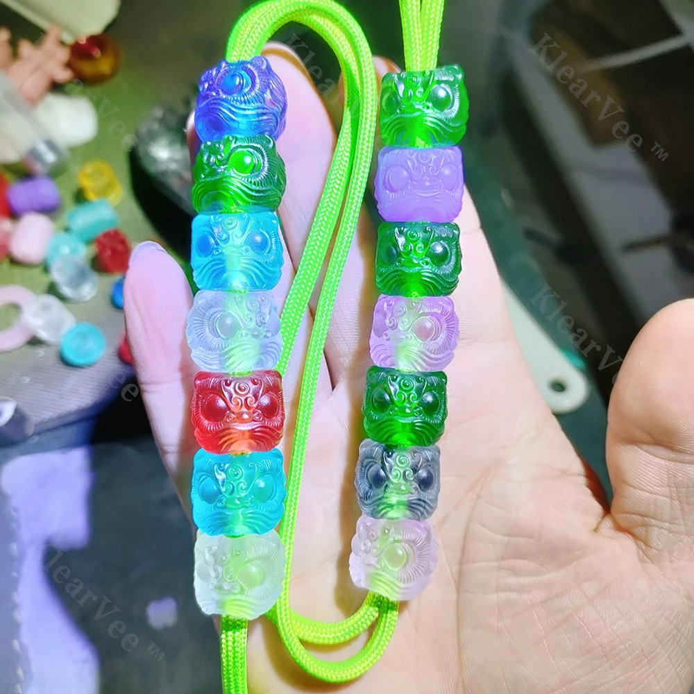 

Resin Lion Dance Pendant EDC Knife Bead Outdoor Tool Accessory Keychain DIY Pendant Camping Backpack Charm Knife Bead