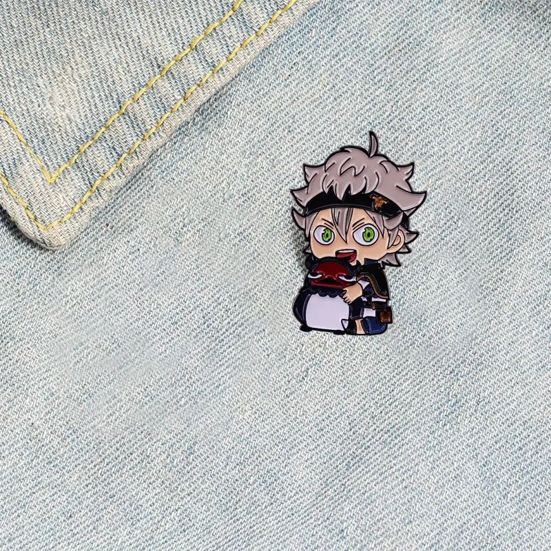 Japanese Black Clover Asta Anime Badges Enamel Pin Collar Lapel Pins Badge on Backpack Accessories Decoration Jewelry Gift