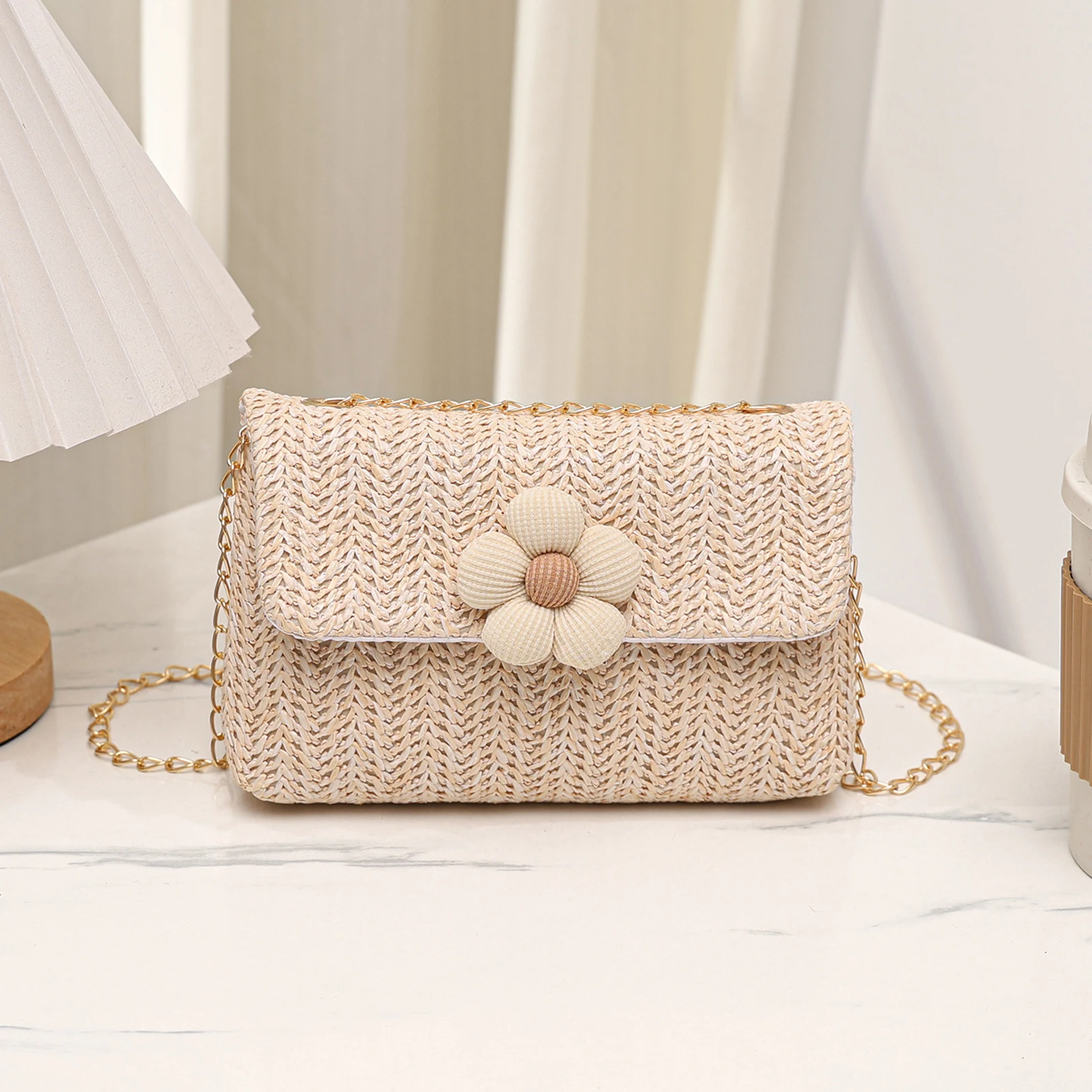 

Women's Straw Crossbody Bags Clasp Stylish Decorative Flower Woven Shoulder Purse with Chain