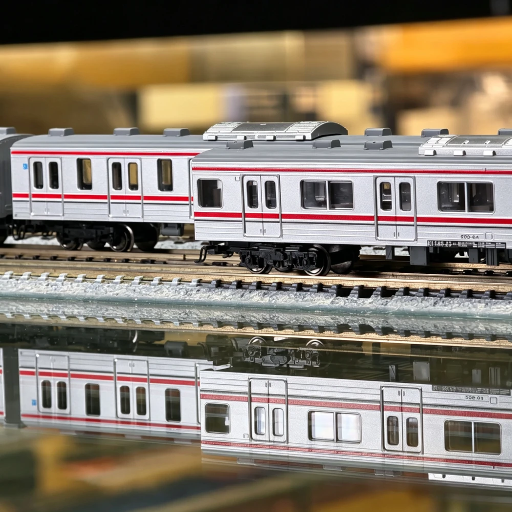 KATO N Type 1/160 Scale Model Train 205 Series Electric Multiple Unit EMU 10-1755 12 Carriage Painted Train Set Boys Toy Gift