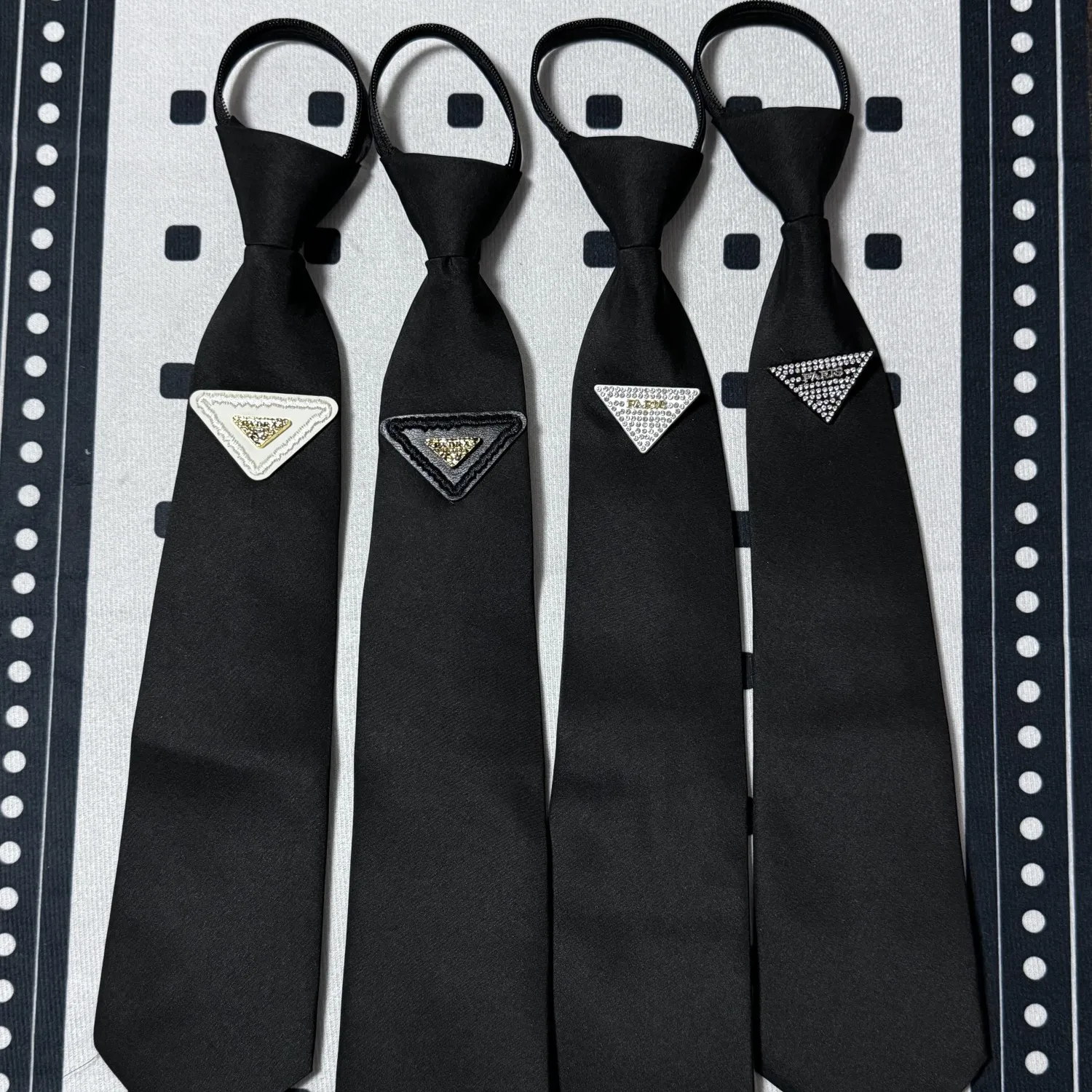 

2026 новый стиль, модный мужской и женский универсальный галстук, повседневный галстук для повседневных поездок, разноцветный регулируемый повседневный галстук на молнии