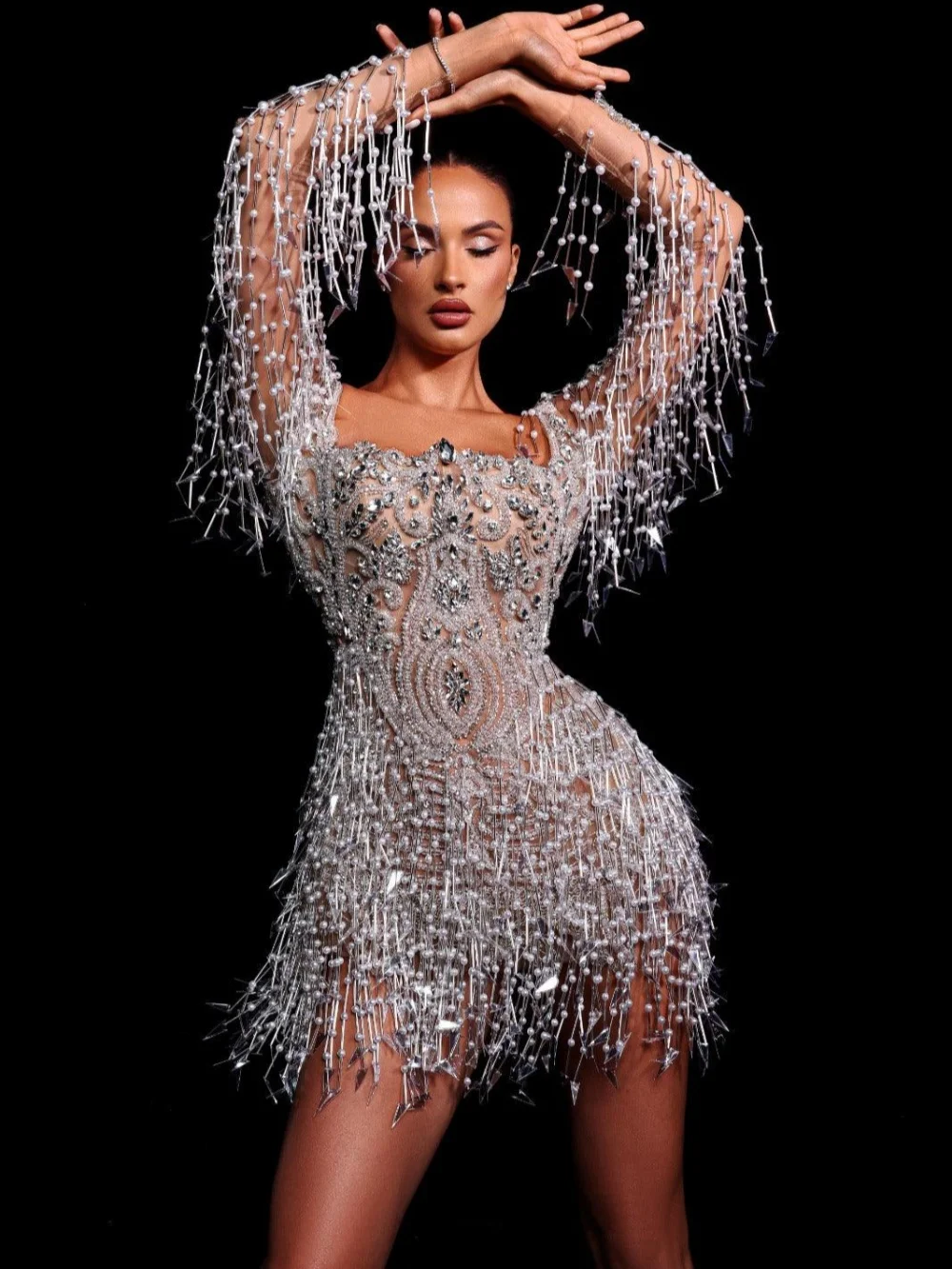 

Гламурные мини-вечерние платья с серебряной кристаллической вышивкой, роскошные иллюзорные платья с кисточками для выпускного вечера для вечеринки, платье по индивидуальному заказу