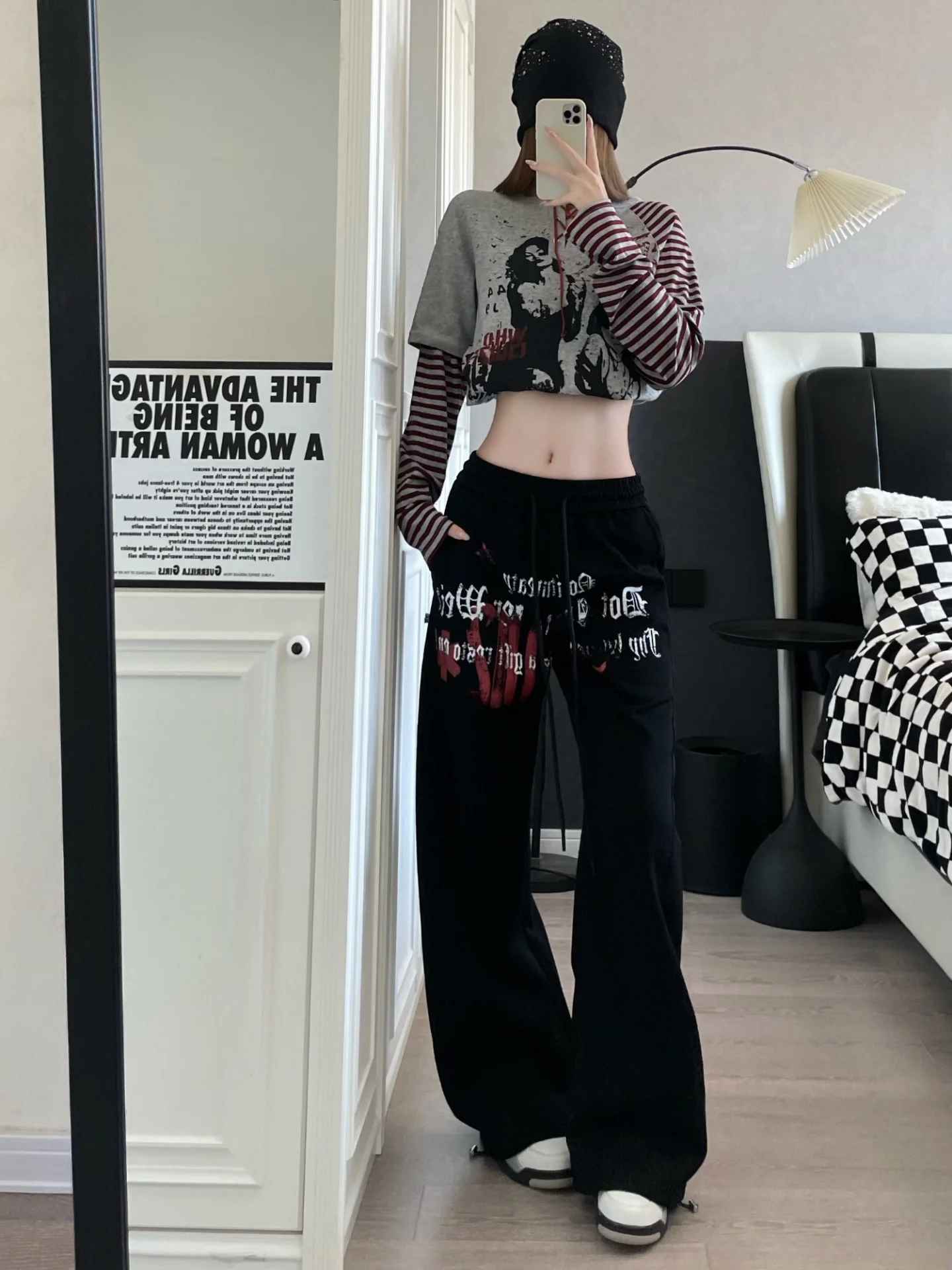 Retro Y2K Distressed Letter Star Print Sweatpants Loose Straight American Street Casual Sports Pants Men's Fashion Summer
