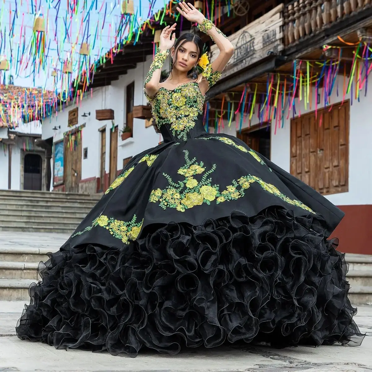 أسود Charro Quinceanera فساتين الكرة ثوب طويل الأكمام الأورجانزا زين مطرز المكسيكي الحلو 16 فساتين 15 Anos