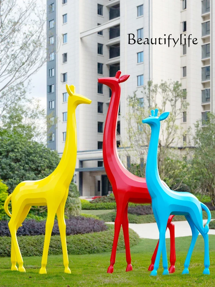 Outdoor garden landscape lawn decoration landscaping abstract geometric giraffe sculpture ornament