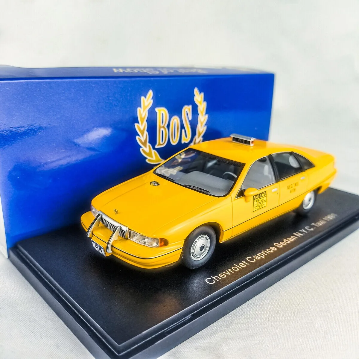 

RARE!!! BOS 1/43 Scale Resin Caprice Sedan N.Y.C TAXI 1991-Model Car